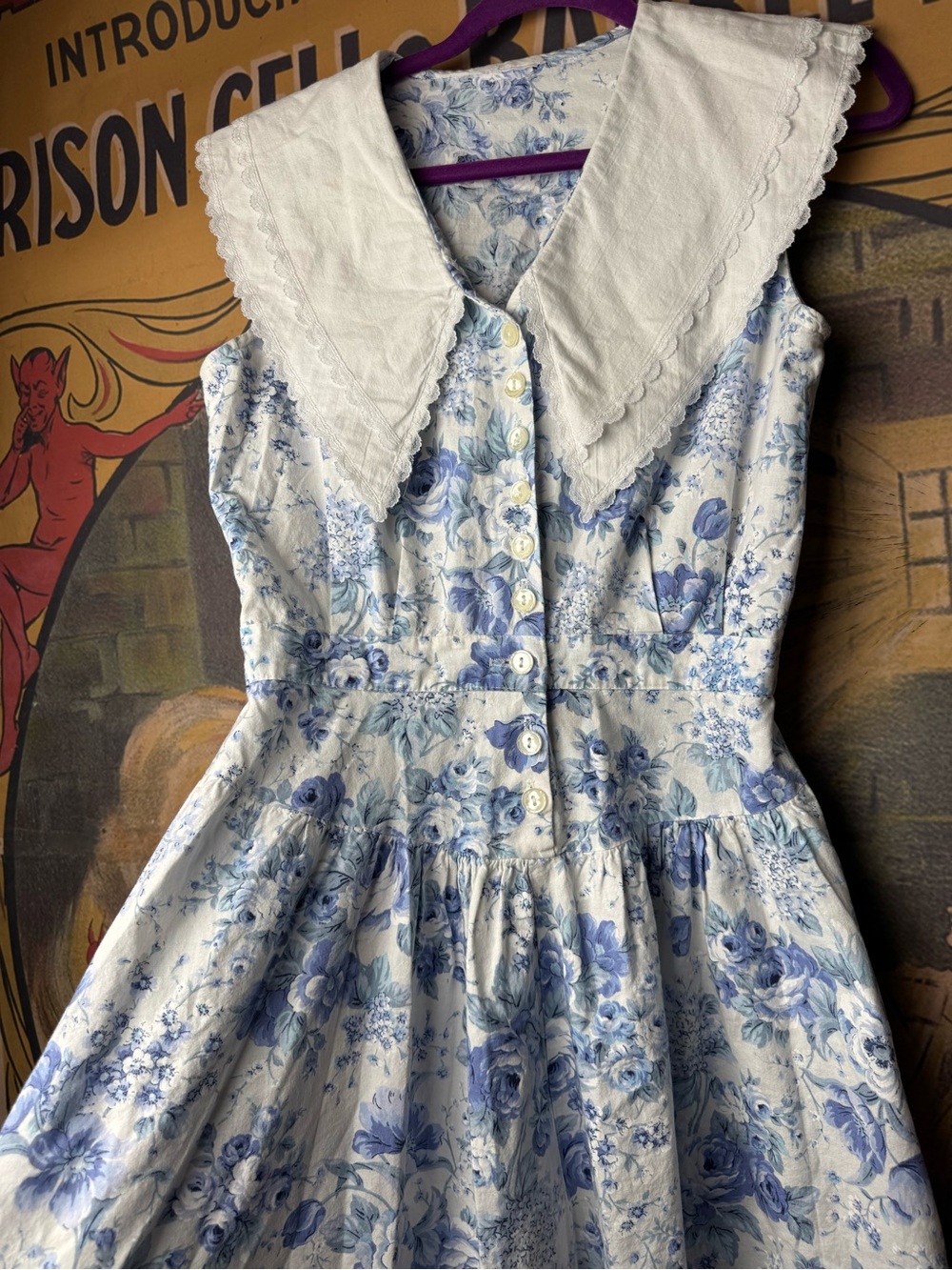 Vintage Floral Print Sleeveless Oversized Double Collar Fit & Flare dress